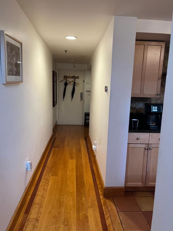 Full Loft-Style Apartment Near Omni New Haven Εξωτερικό φωτογραφία